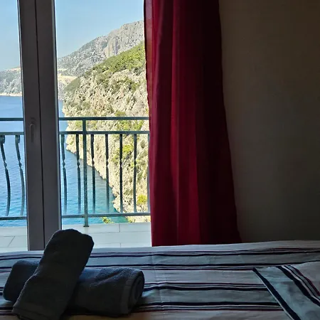 Jagoda * Sveta Nedelja (Hvar)