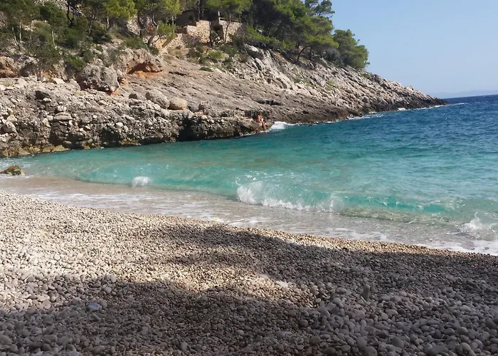 Jagoda * Sveta Nedelja (Hvar)